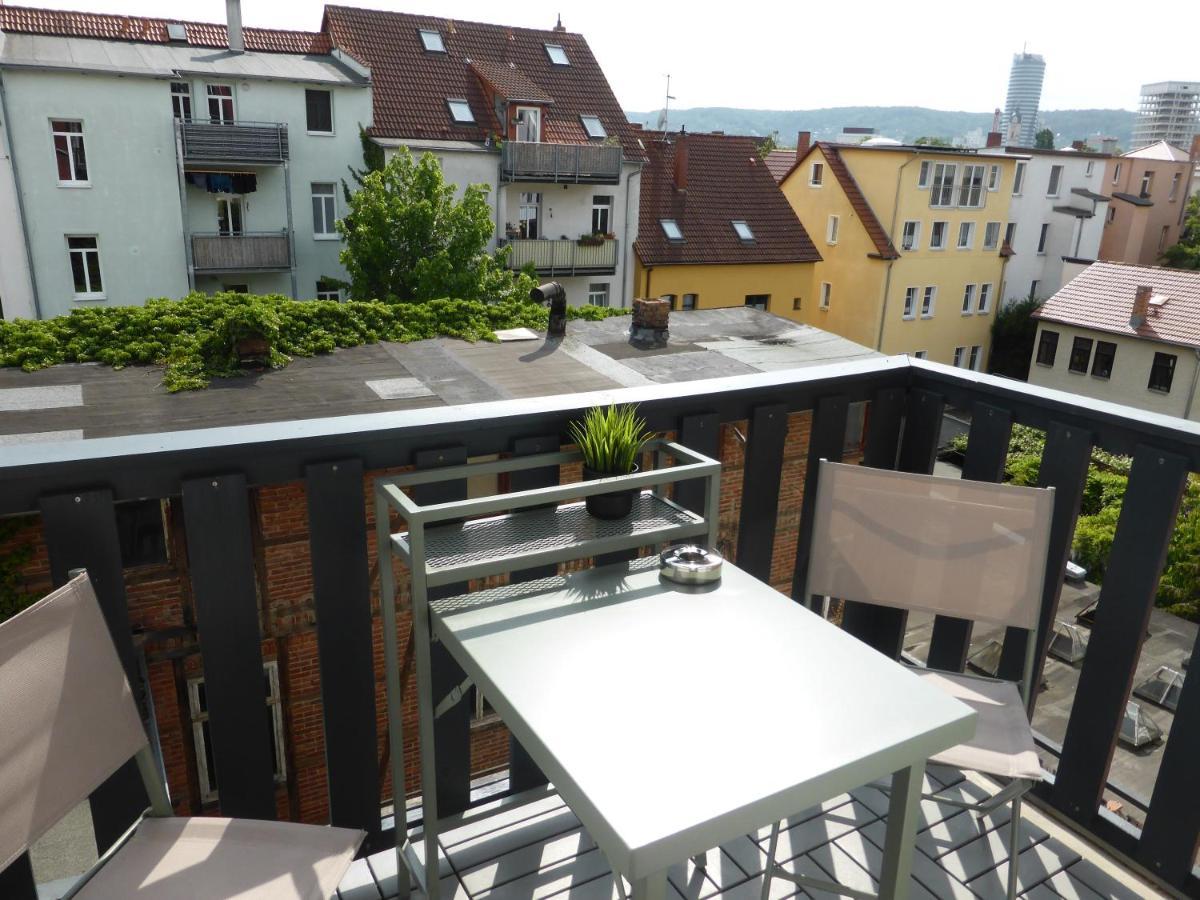 Jena City Apartment, Balkon, Sonnig, Wifi, Parkplaetze, Naehe Zentrum Buitenkant foto