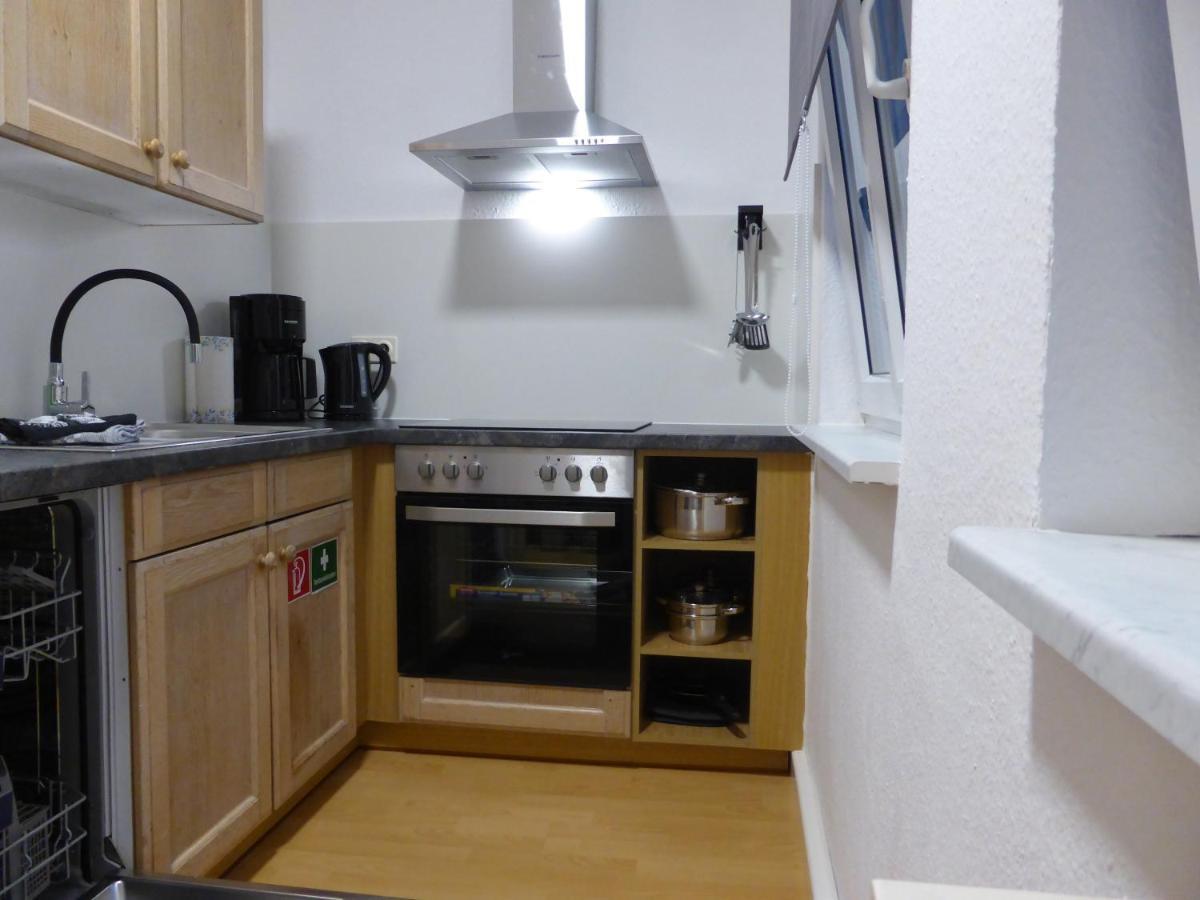 Jena City Apartment, Balkon, Sonnig, Wifi, Parkplaetze, Naehe Zentrum Buitenkant foto