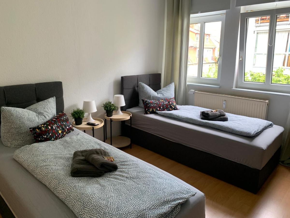 Jena City Apartment, Balkon, Sonnig, Wifi, Parkplaetze, Naehe Zentrum Buitenkant foto